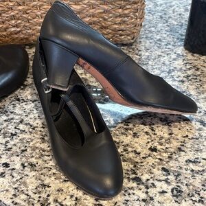 Bloch Black Leather Mary Jane Mid-Heel dance shoes